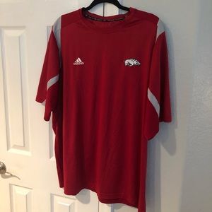 Razorbacks / Adidas Mens XL athletic short sleeve